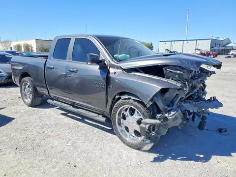 1C6RR7HT9JS116699 — 2018 RAM 1500, фото 4 з Copart 20.10.2026, Передня частина