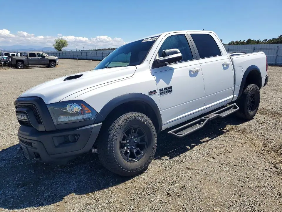 1C6RR7YT8JS236011 RAM 1500 2018 — Front end damage, before-repair photo