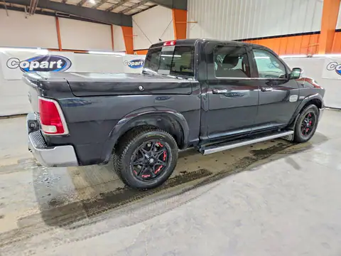1C6RR7PT9JS176581 — 2018 RAM 1500, foto 3 de Copart 21.10.2026, Desgaste normal