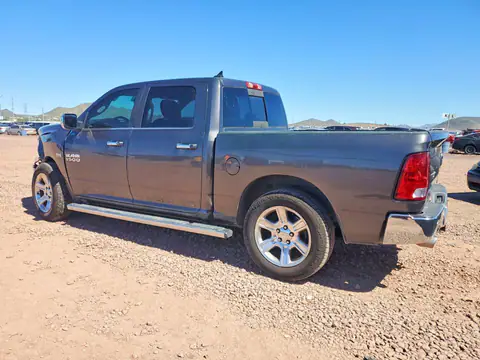 1C6RR6LT8JS191816 — 2018 RAM 1500, foto 2 de Copart 27.10.2026, Parte delantera