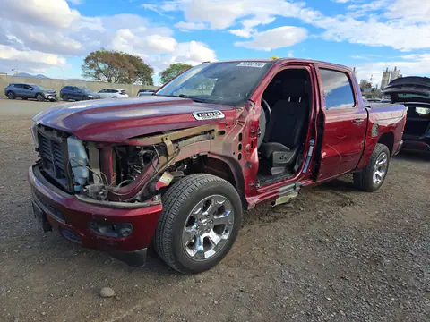 1C6RREFT0KN814013 — 2019 RAM 1500, Przód (Front End), zdjęć przed naprawą