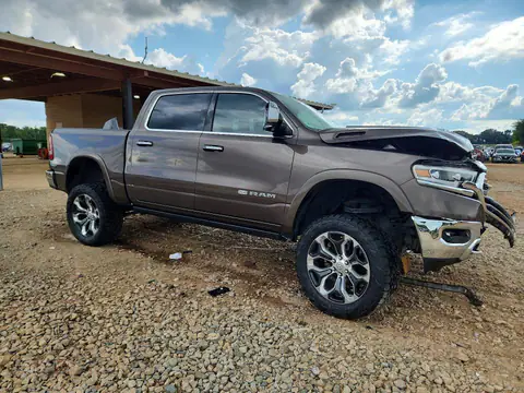 1C6SRFKT5LN304481 — 2020 RAM 1500, zdjęcie 4 z Copart 30.09.2026, Przód