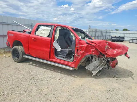 1C6SRFFT7MN827786 — 2021 RAM 1500, zdjęcie 4 z Copart 23.10.2026, Przód