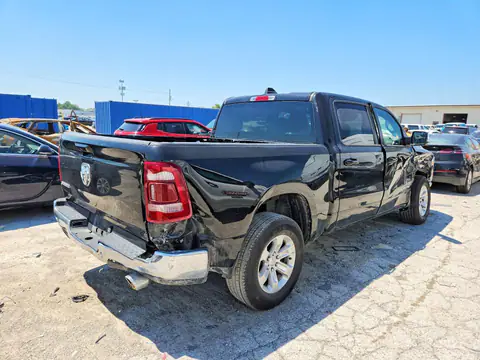 2024 RAM 1500 VIN 1C6RREJT2RN218645 фото 3