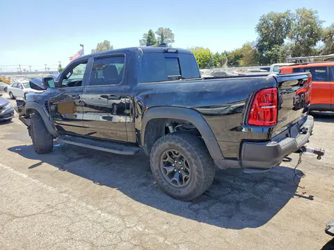 2025 RAM 1500 VIN 1C6SRFUP0SN634009 фото 2