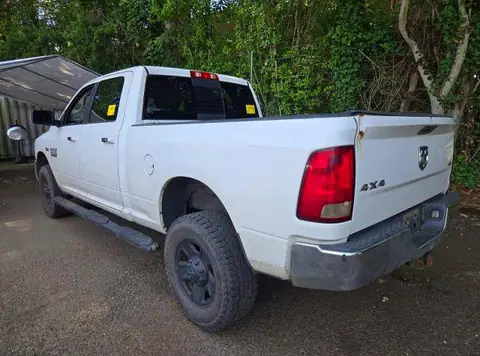 3C6TR5DTXFG684796 — 2015 RAM 2500, photo 3 from Copart 21.10.2026, Minor dents and scratches
