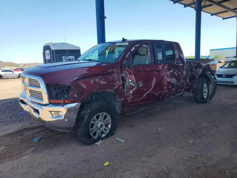 3C6UR5NL2JG348085 — 2018 RAM 2500, Бокова частина (Side), фото до ремонту