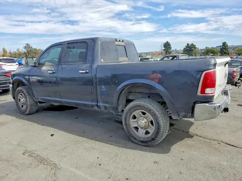 2018 RAM 2500 VIN 3C6UR5FJ7JG156397 фото 2