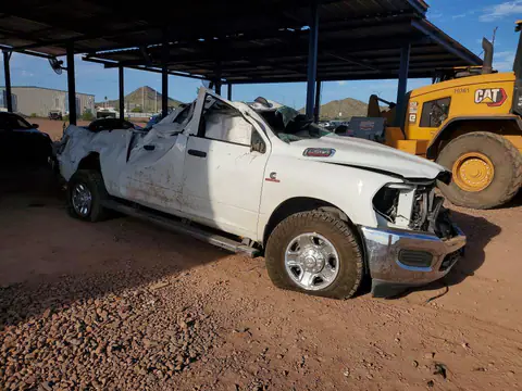 3C6UR5CL3PG635334 — 2023 RAM 2500, photo 4 from Copart 15.10.2026, All-over damage