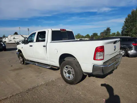 3C6UR5CL4RG365713 — 2024 RAM 2500, photo 2 from Copart 19.10.2026, Front end