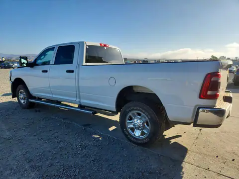 3C6UR5HJ8RG398687 — 2024 RAM 2500, photo 2 from Copart 19.10.2026, Front end