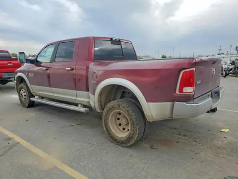 3C63RRML7JG132415 — 2018 RAM 3500, photo 2 from Copart 15.10.2026, Interior fire