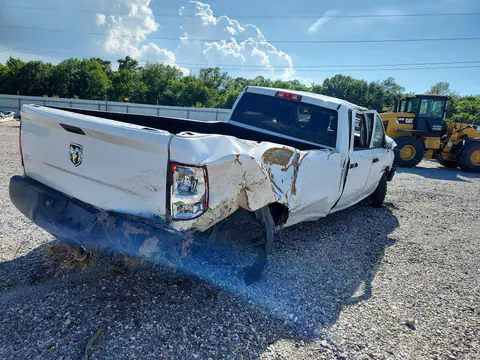 2018 RAM 3500 VIN 3C63RRGL8JG241297 фото 3