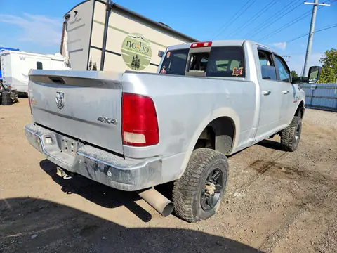 2018 RAM 3500 VIN 3C63R3DLXJG423388 фото 3