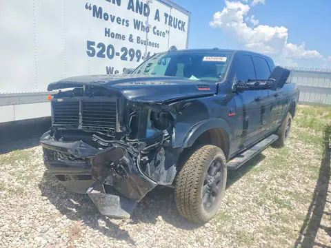 3C63R3ML8KG683824 — 2019 RAM 3500, Передняя часть (Front End), фото до ремонта