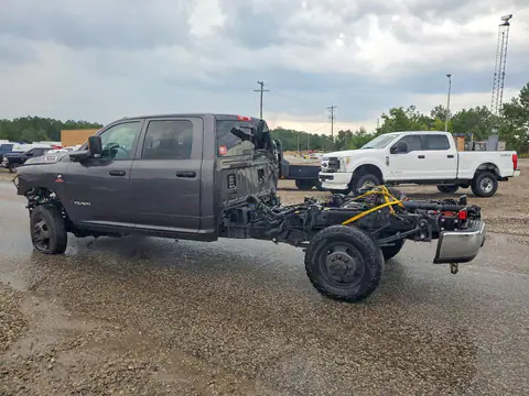 2021 RAM 3500 VIN 3C63RRGL6MG667865 фото 2