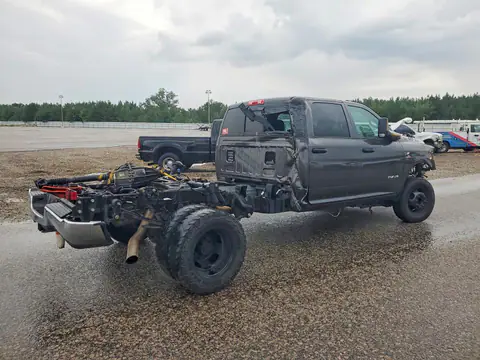 2021 RAM 3500 VIN 3C63RRGL6MG667865 фото 3