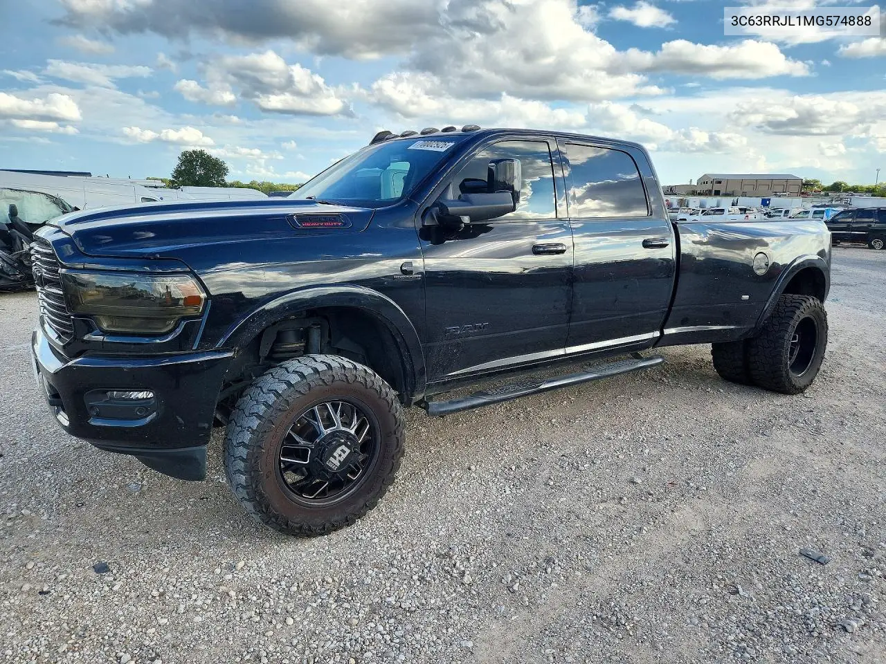 3C63RRJL1MG574888 RAM 3500 2021 — Rear end damage, before-repair photo