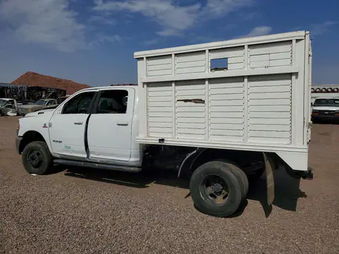 2022 RAM 3500 VIN 3C63RRHL6NG276716 фото 2