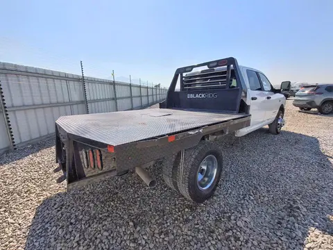 2024 RAM 3500 VIN 3C7WRTCLXRG203447 фото 3