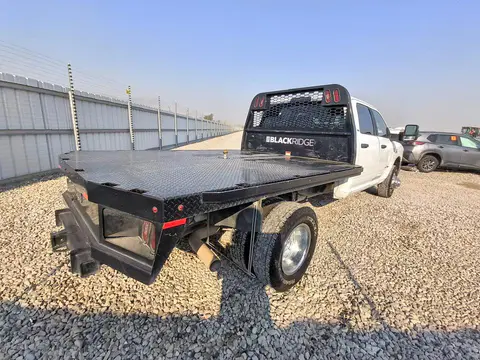 2024 RAM 3500 VIN 3C7WRTCLXRG409173 фото 3