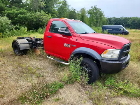 2016 RAM 5500 VIN 3C7WRNBJ9GG158879 фото 4