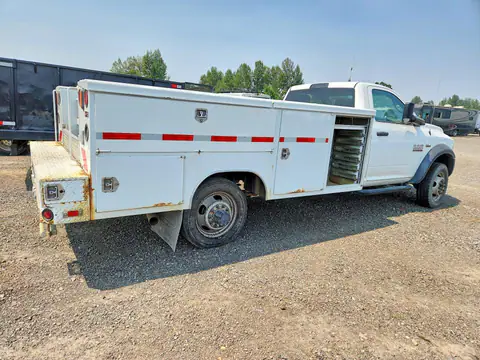 2017 RAM 5500 VIN 3C7WRNBJ6HG604231 фото 3
