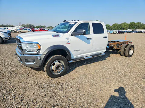 3C7WRNFL0LG130037 — 2020 RAM 5500, Боковая часть (Side), фото до ремонта