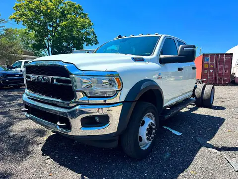 2024 RAM 5500 VIN 3C7WRNEL2RG240579 фото 2