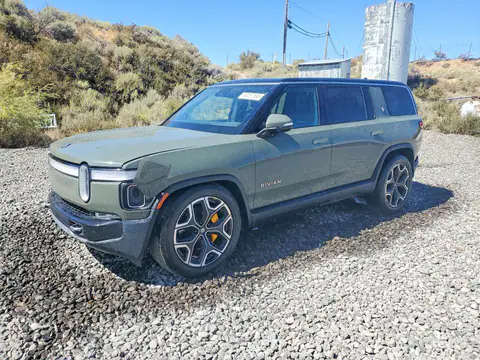 7PDSGABL7PN004344 — 2023 Rivian R1S, Parte trasera (Rear End), fotos antes de reparar