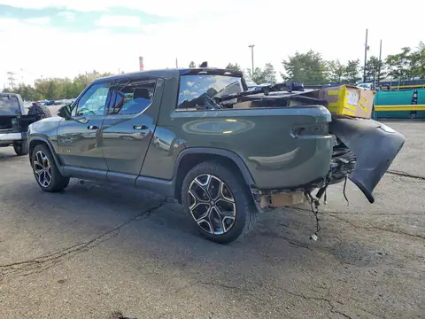 7FCTGAAL9NN005127 — 2022 Rivian R1T, foto 2 de Copart 22.10.2026, Parte trasera