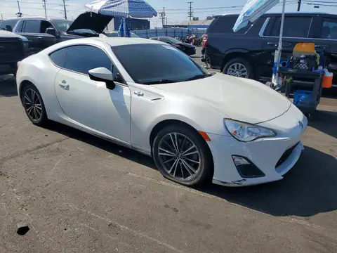 JF1ZNAA13F8712847 — 2015 Scion FR-S, photo 4 from Copart 19.10.2026, Minor dents and scratches