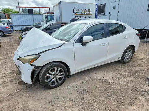 3MYDLBZV7GY124593 — 2016 Scion iA, Передняя часть (Front End), фото до ремонта