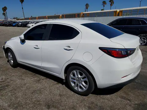 2016 Scion IA VIN 3MYDLBZV0GY141364 фото 2