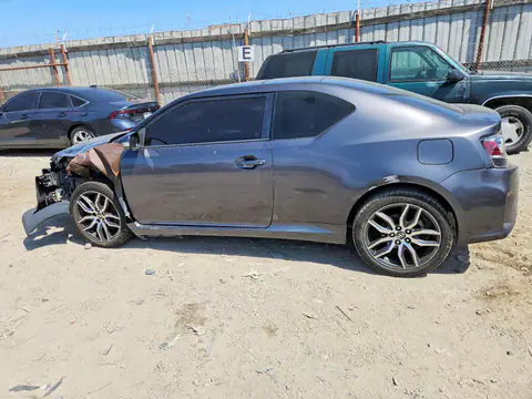JTKJF5C71FJ013330 — 2015 Scion TC, photo 2 from Copart 28.09.2026, Front end