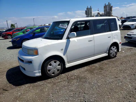 JTLKT324864052371 — 2006 Scion XB, Передняя часть (Front End), фото до ремонта