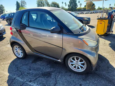 2011 SMART FORTWO VIN WMEEJ3BA2BK437548 фото 4