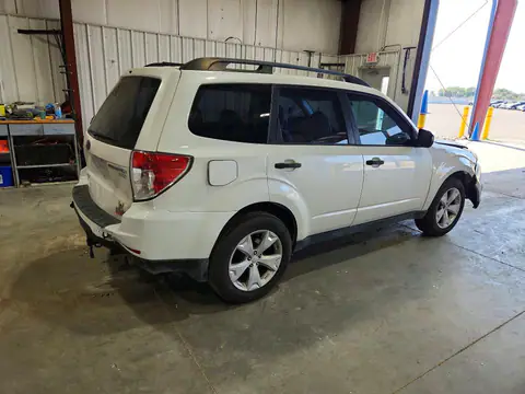 2011 SUBARU FORESTER VIN JF2SHABC2BH734143 фото 3