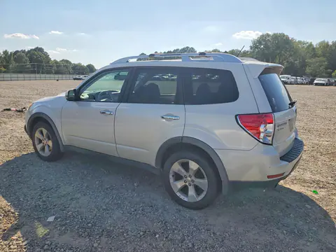 2011 Subaru Forester Touring VIN JF2SHGGC6BH761423 фото 2