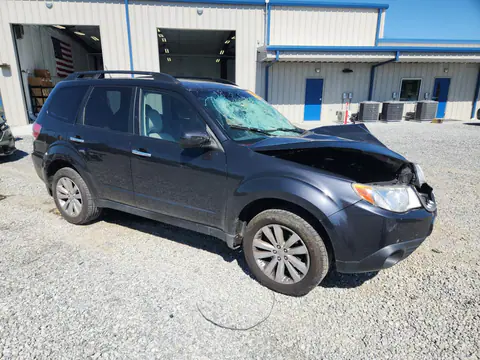 2011 Subaru Forester 2.5X Premium VIN JF2SHBDCXBG762183 фото 4