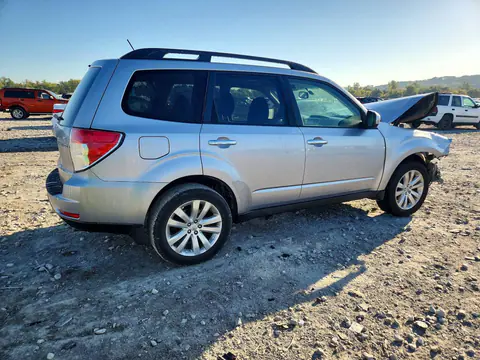 2012 Subaru Forester 2.5X Premium VIN JF2SHBDC7CH432917 фото 3