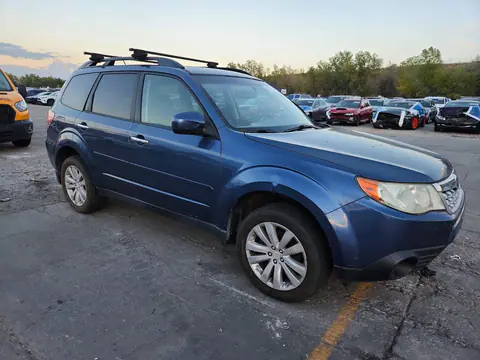 2012 Subaru Forester 2.5X Premium VIN JF2SHADC1CH417503 фото 4