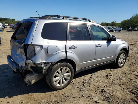 2013 Subaru Forester Limited VIN JF2SHAEC0DH428623 фото 3