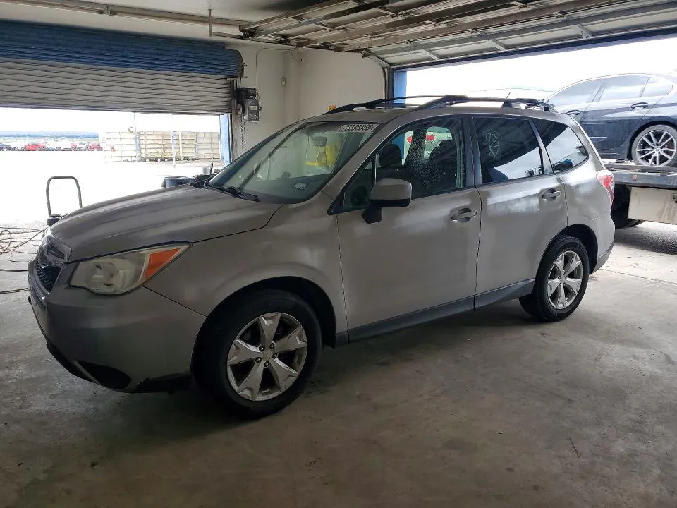 2015 Subaru Forester VIN JF2SJADC8FH418432 фото 1