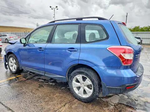 JF2SJABC7FH822518 — 2015 Subaru Forester, photo 2 from Copart 21.10.2026, Front end