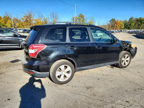 JF2SJAHC5FH477240 — 2015 Subaru Forester, фото 3 с аукциона Copart 22.10.2026, ПЕРЕДНЯЯ ЧАСТЬ
