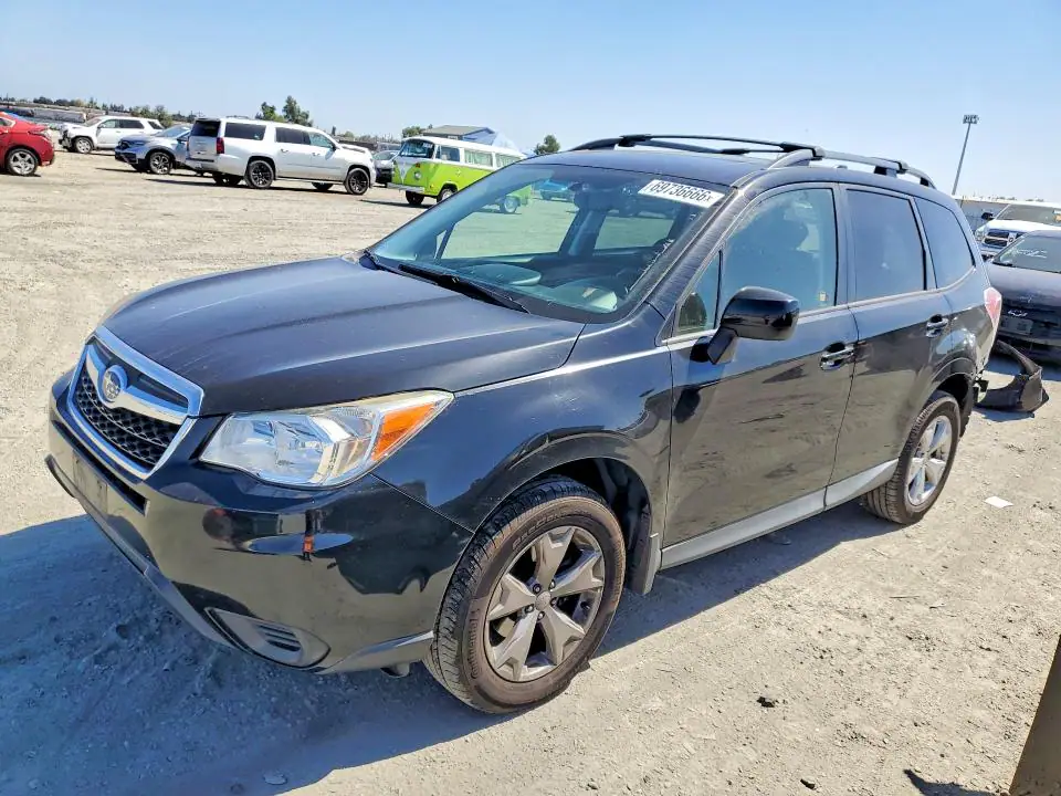 JF2SJADC2GH414524 Subaru Forester 2016 — Rear end damage, before-repair photo
