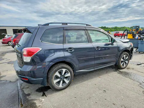 2017 SUBARU FORESTER VIN JF2SJAJC6HH402091 фото 3