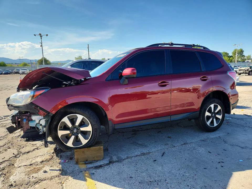 2017 SUBARU FORESTER VIN JF2SJAEC0HH522205 фото 1