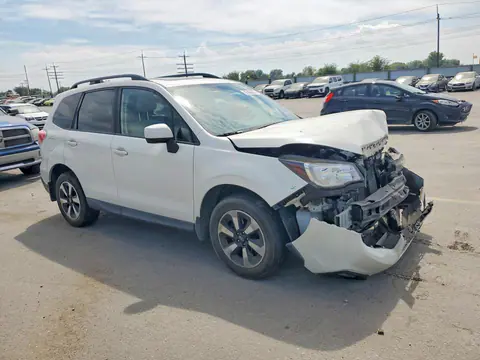 2017 Subaru Forester VIN JF2SJAEC3HH403824 фото 4